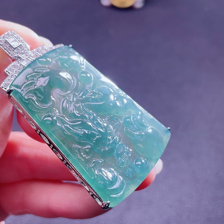 翡翠吊坠(不含链)未镶嵌