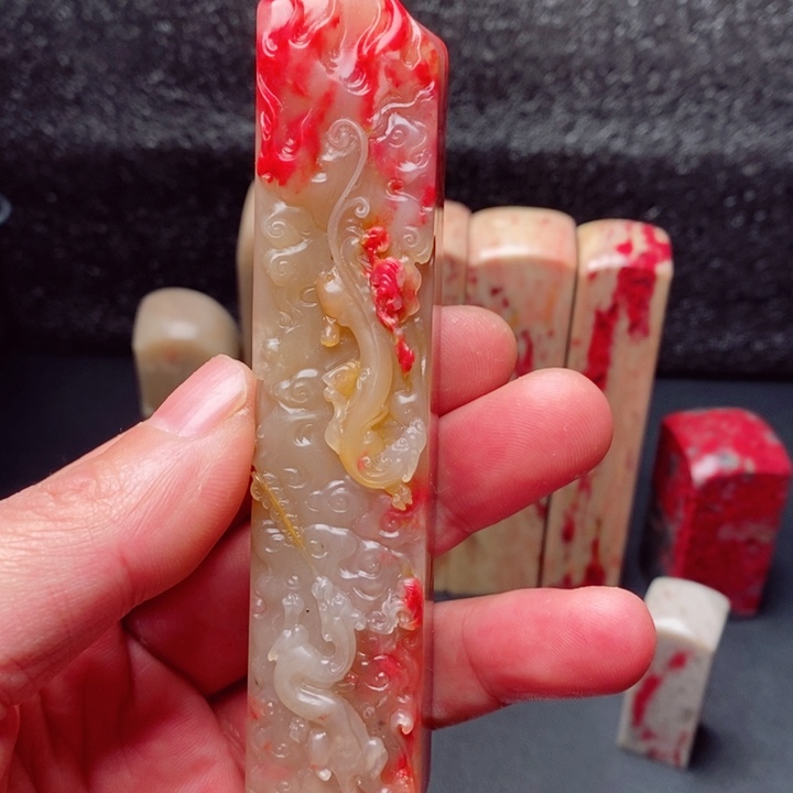 鸡血石司**如鸡血石印章