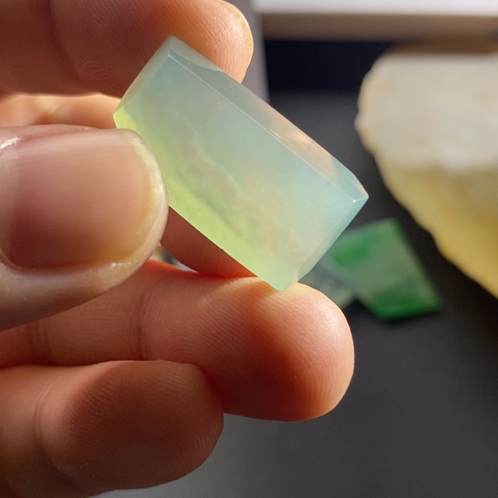 定制翡翠未镶嵌材料