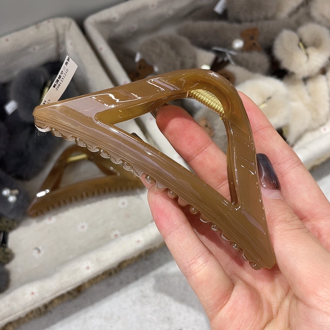 布艺非金属露丝同款抓