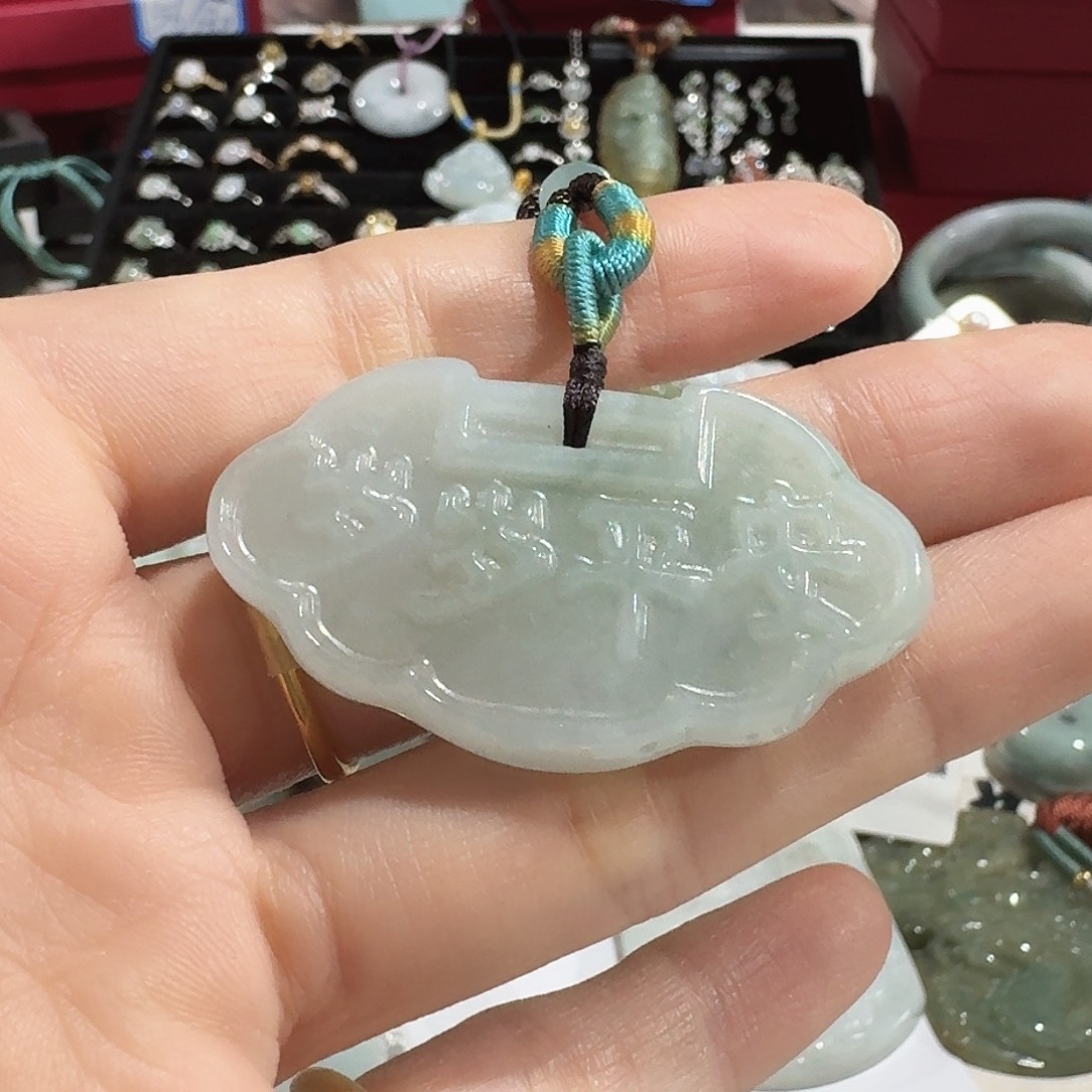 美***枚翡翠未镶嵌颈饰5950