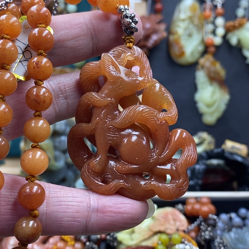 【闪购商品】蛇纹石玉吊坠未镶嵌