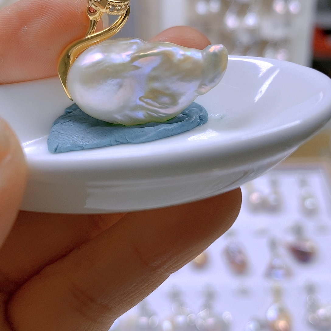 淡水珍珠颈饰合金