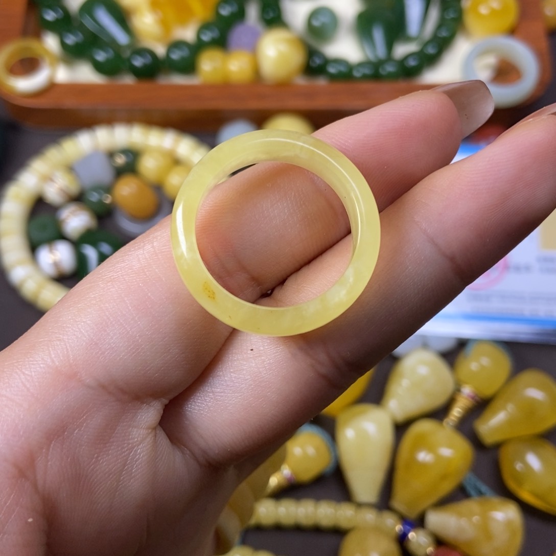 未镶嵌琥珀手链宝****9
