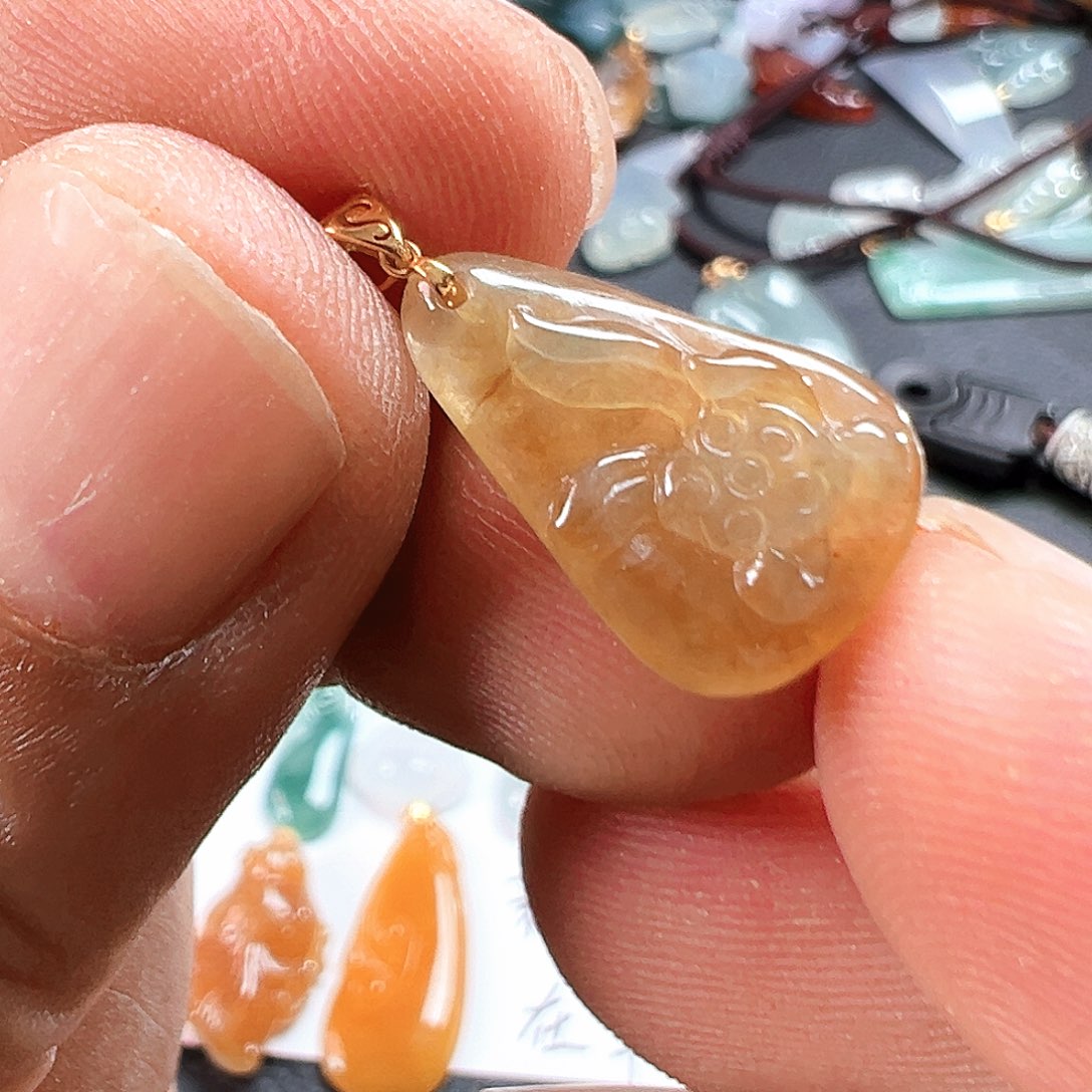 颈饰未镶嵌翡翠翡翠