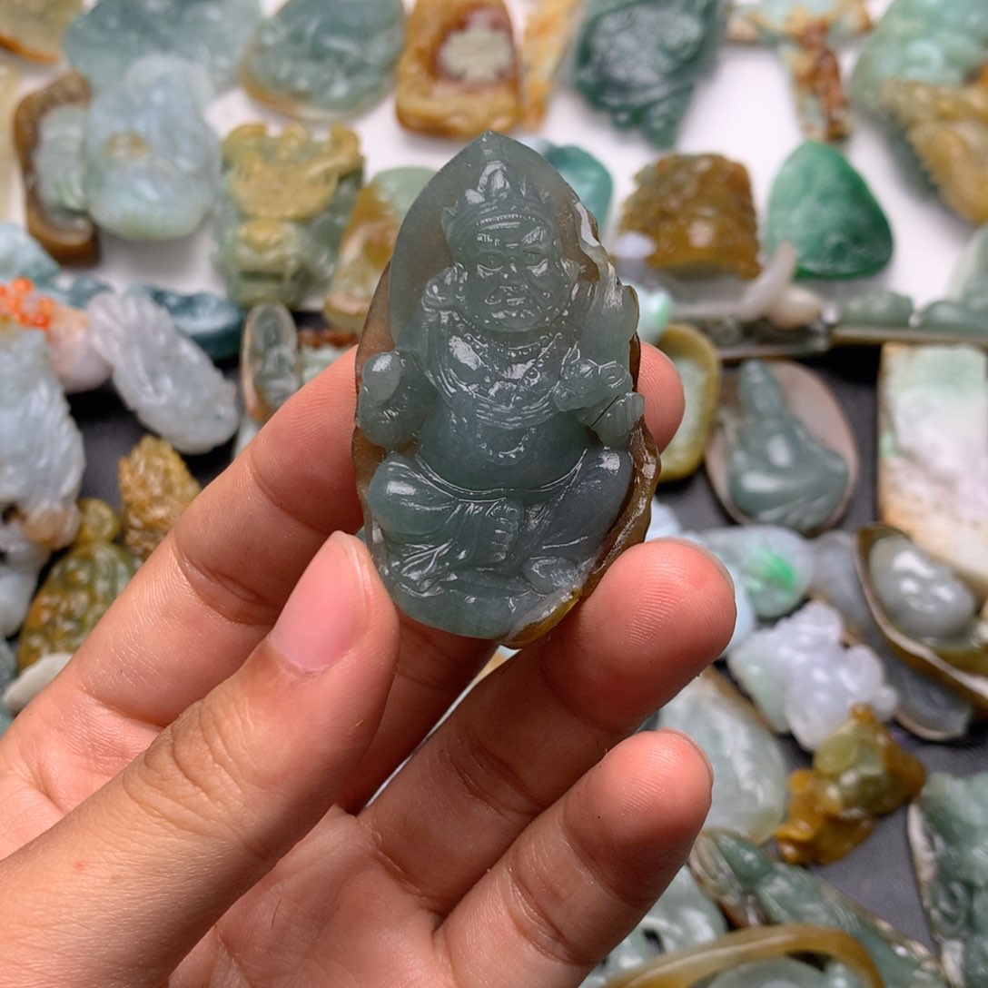 定制翡翠未镶嵌满*星翡翠