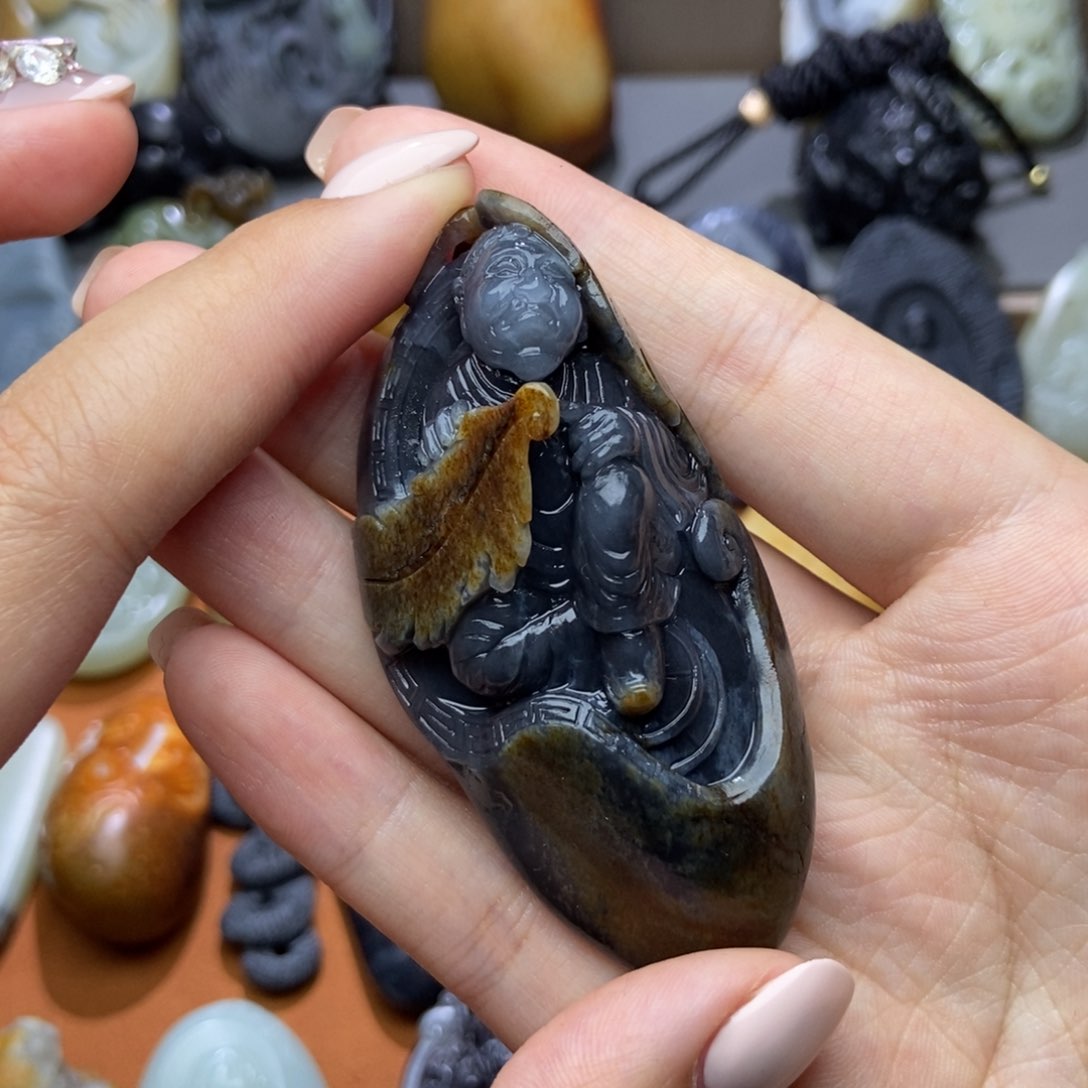 和田玉未镶嵌颈饰一****！