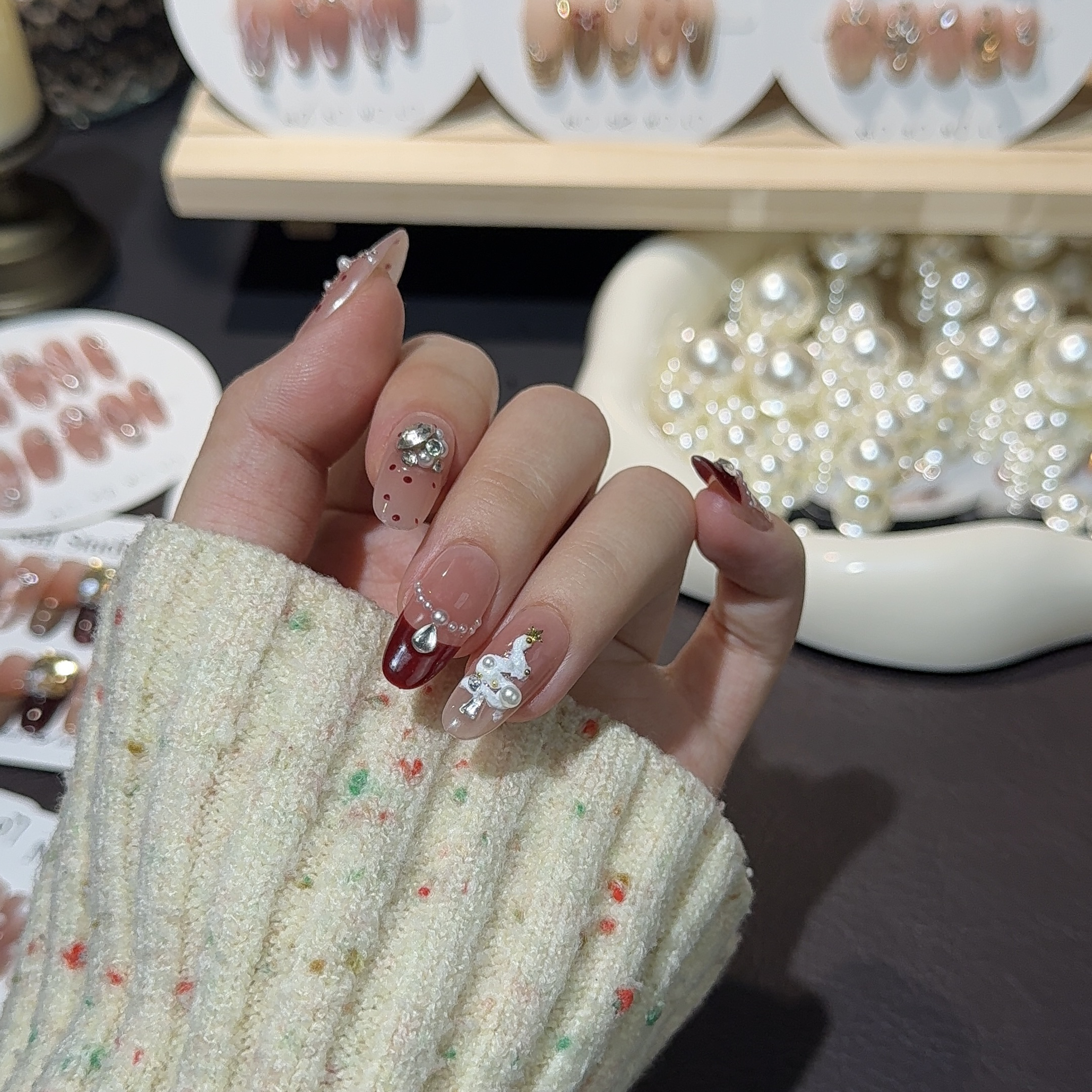 Y001圣诞法式高级显白纯手工可拆卸穿戴甲