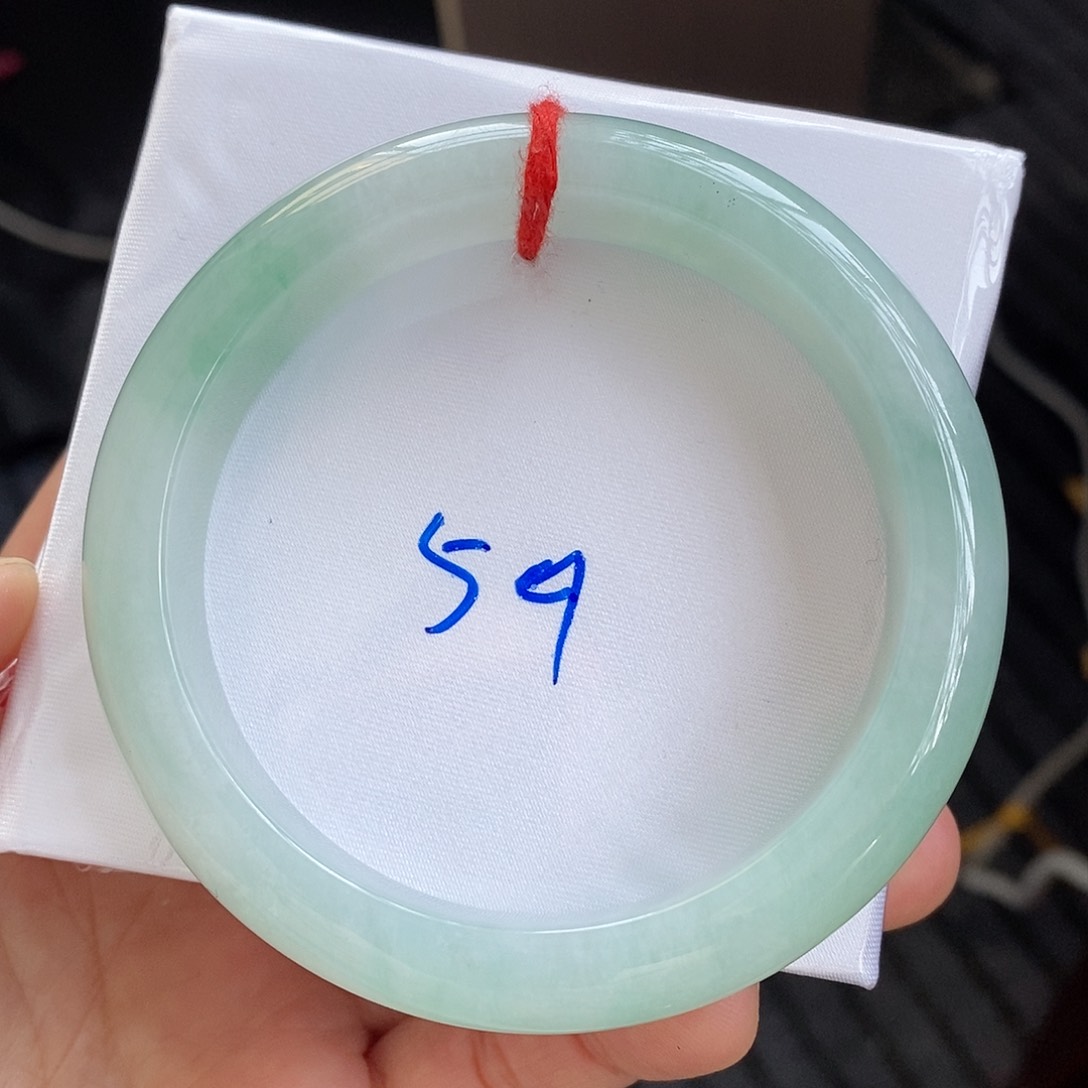 翡翠手镯未镶嵌5晴水绿渐变5