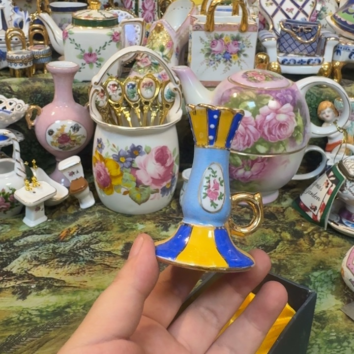 鹿与海陶瓷家居有限公司