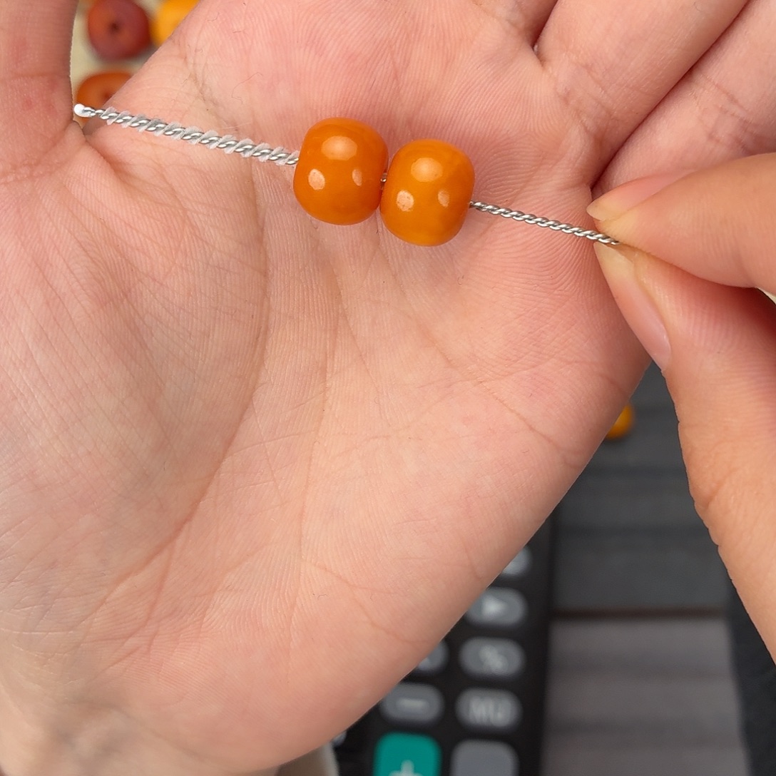 东***哥琥珀未镶嵌裸石定制