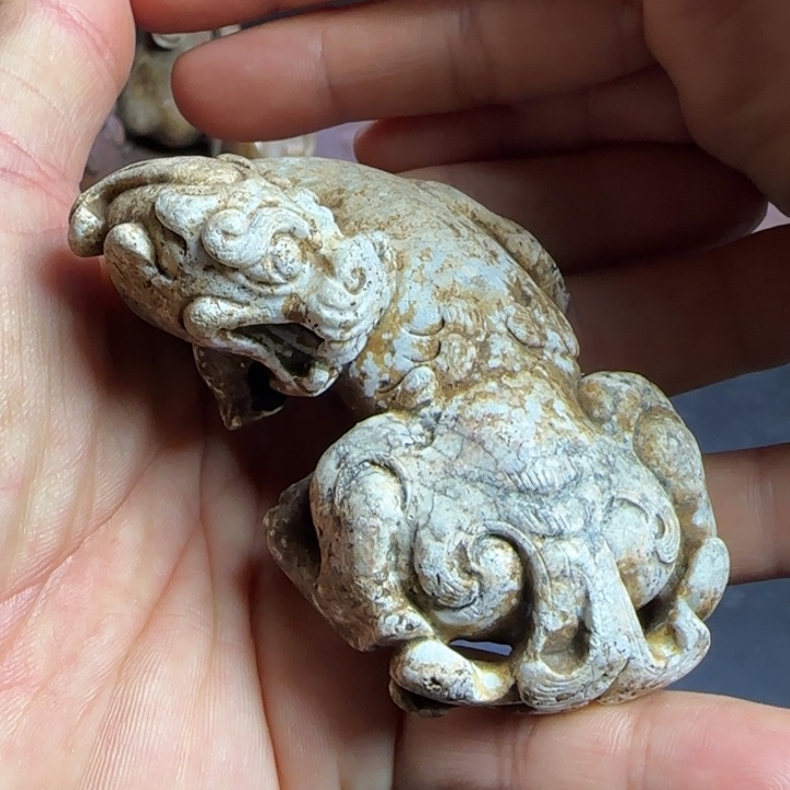 用***2和田玉未镶嵌挂件