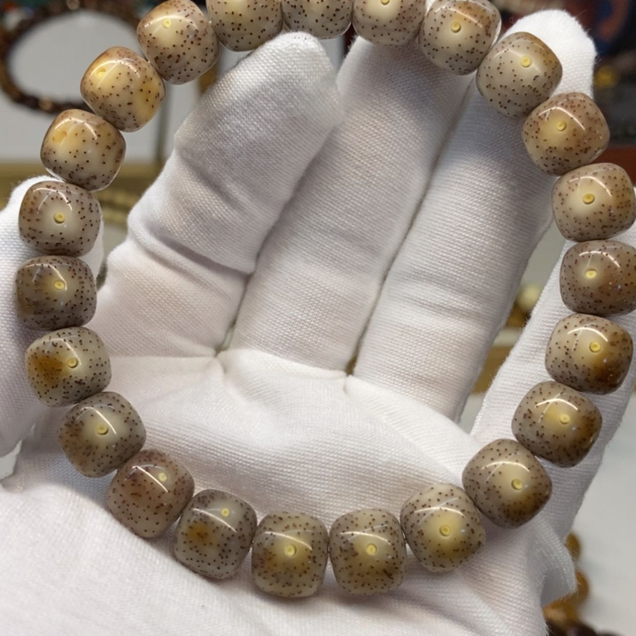 【闪购商品】吊坠星月菩提火烧云