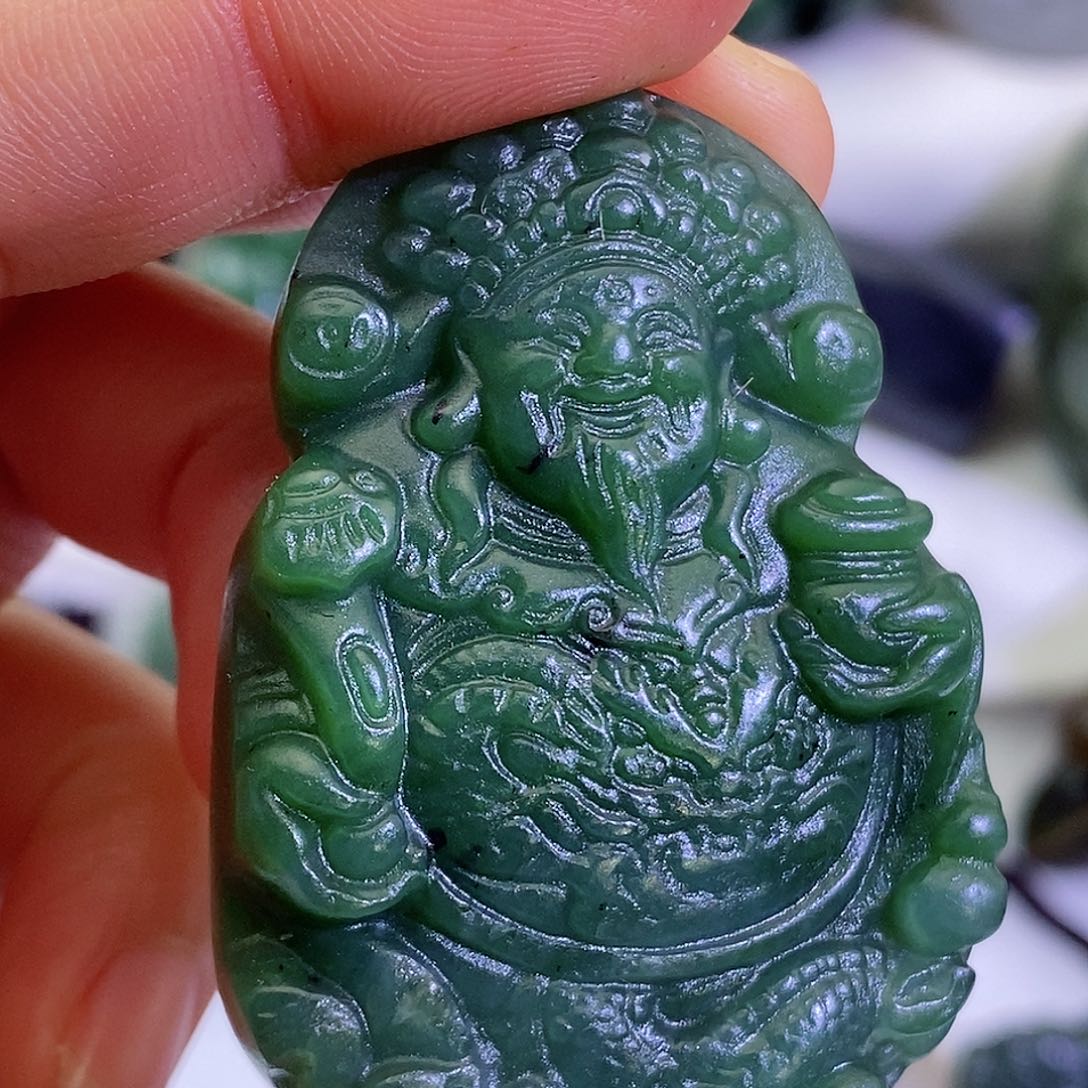 和田玉（糖玉）颈饰未镶嵌