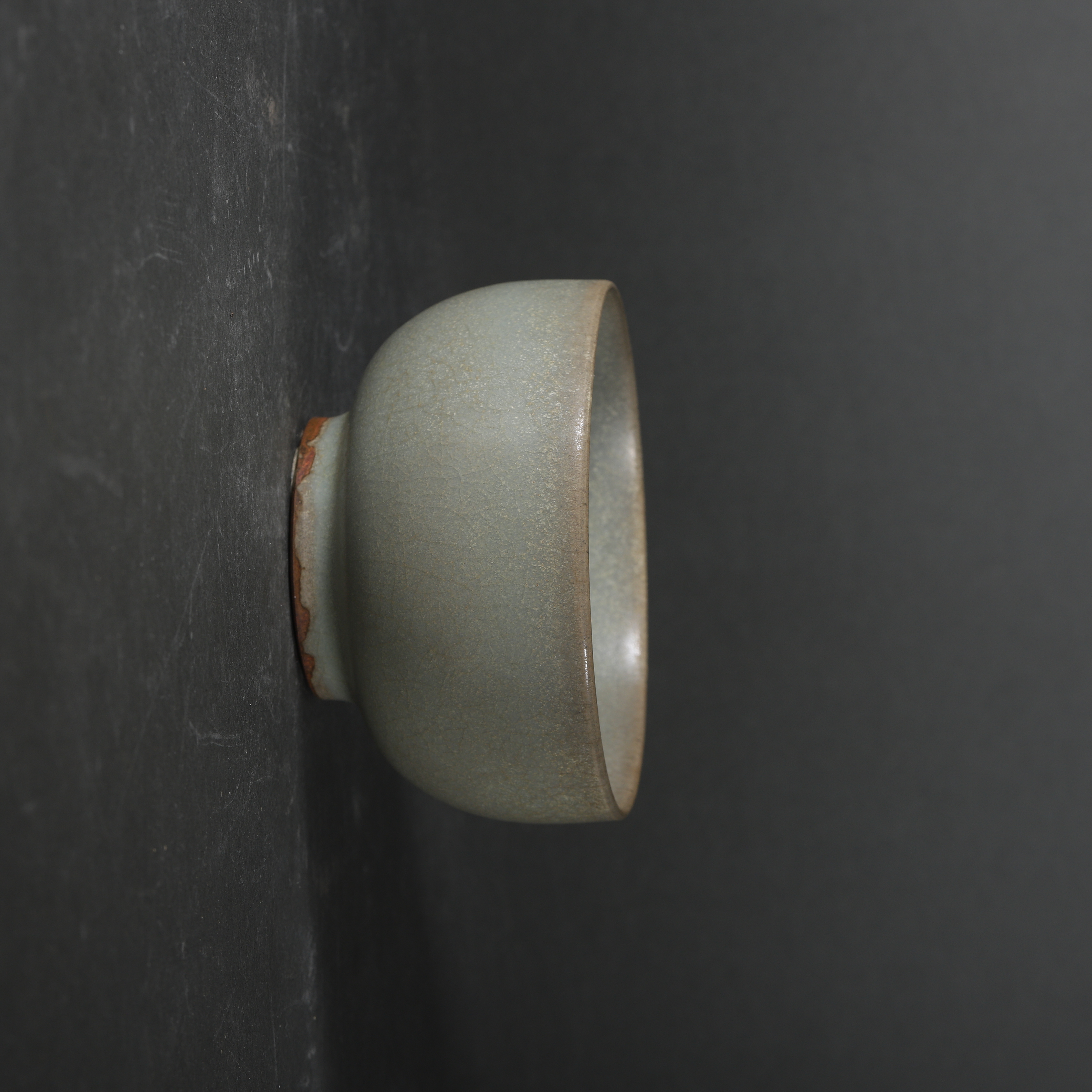 Lot27 明代龙泉窑青釉钵