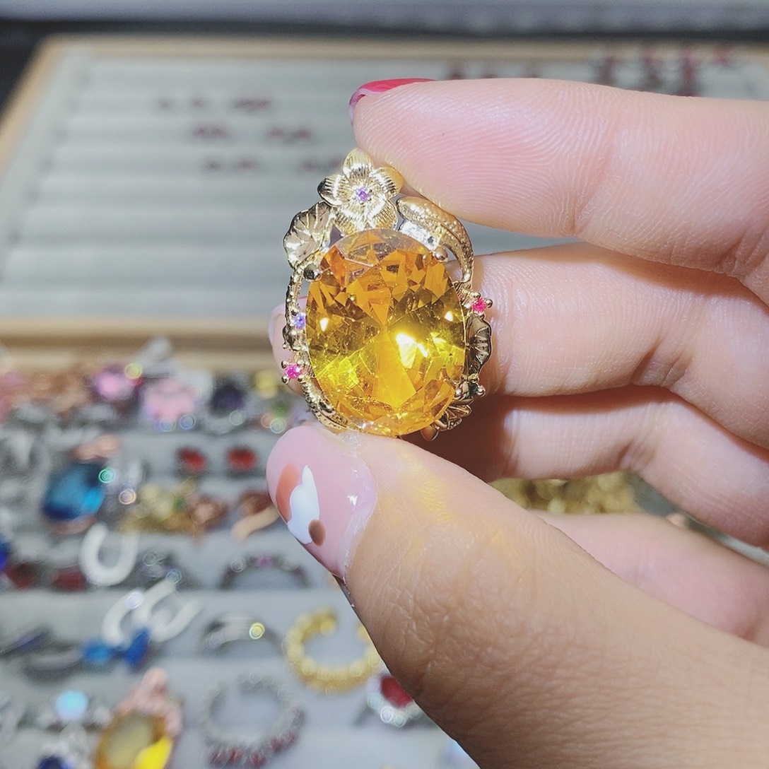 【闪购商品】托帕石耳饰银S925镶嵌