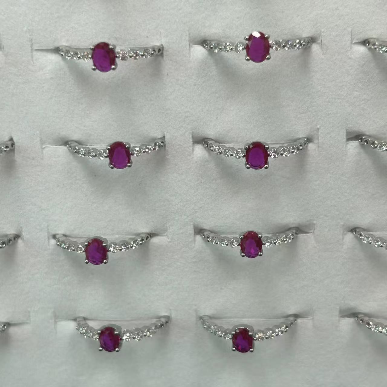 红宝石戒指（多样性发一件）