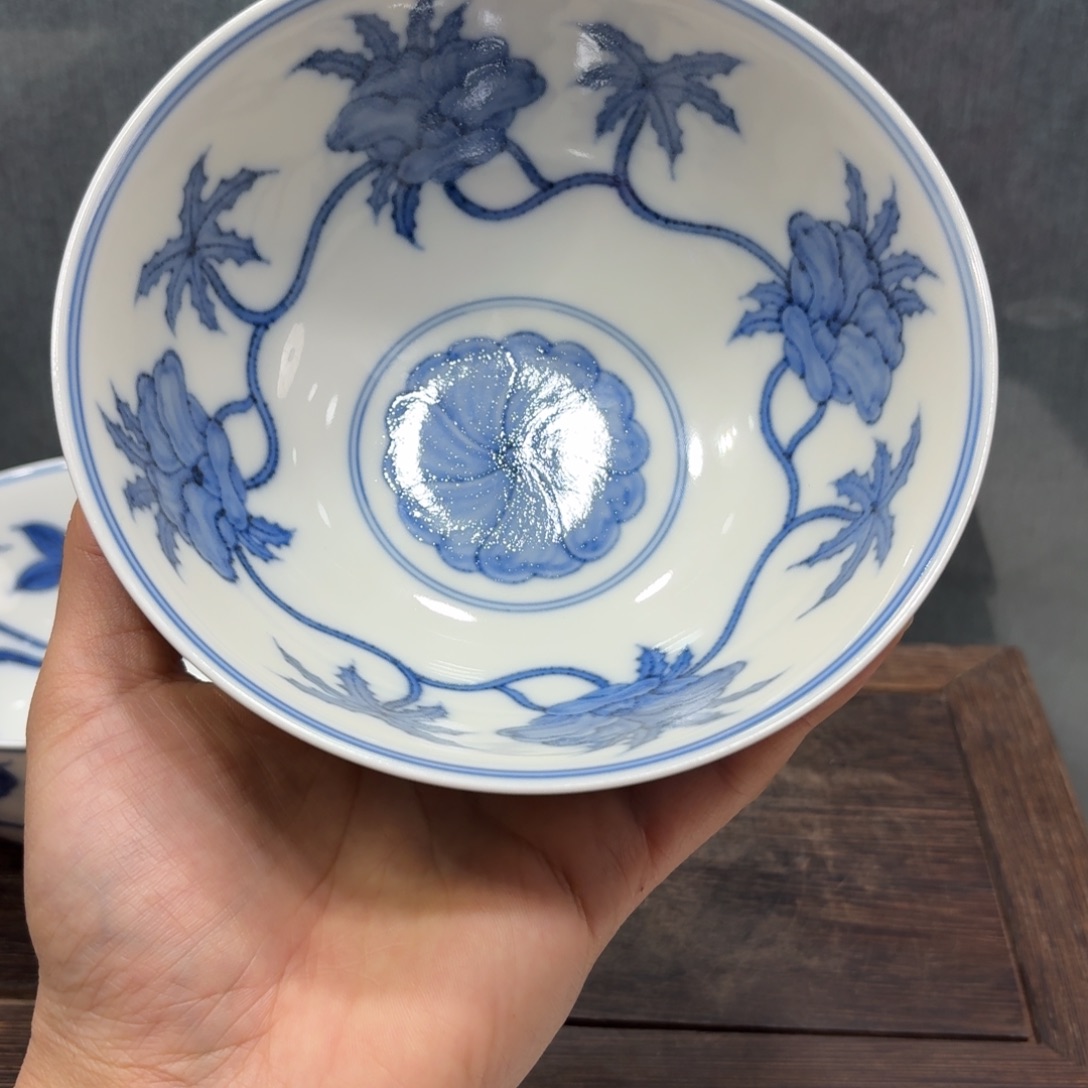 惕***然瓷摆件瓷器工艺品摆件青花