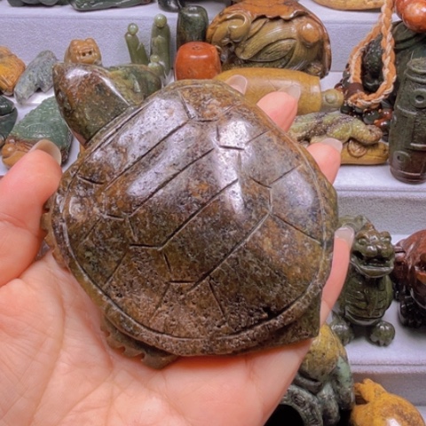 岫岩河磨玉（透闪石质玉）把件未镶嵌