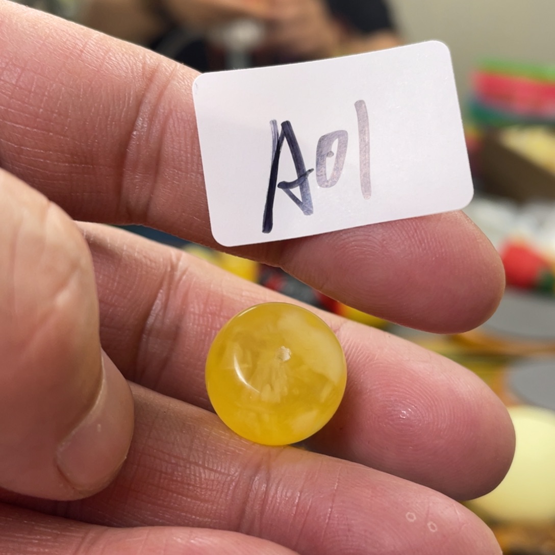 手链琥珀未镶嵌多样性发，发其中一件