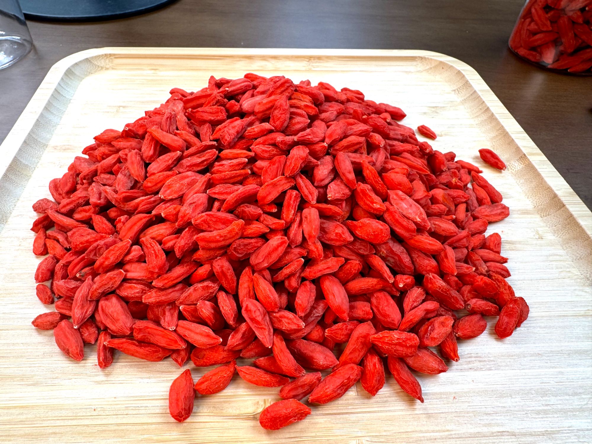 宁夏锁鲜枸杞直接吃的好枸杞原产地直发免洗特优级配料表干净