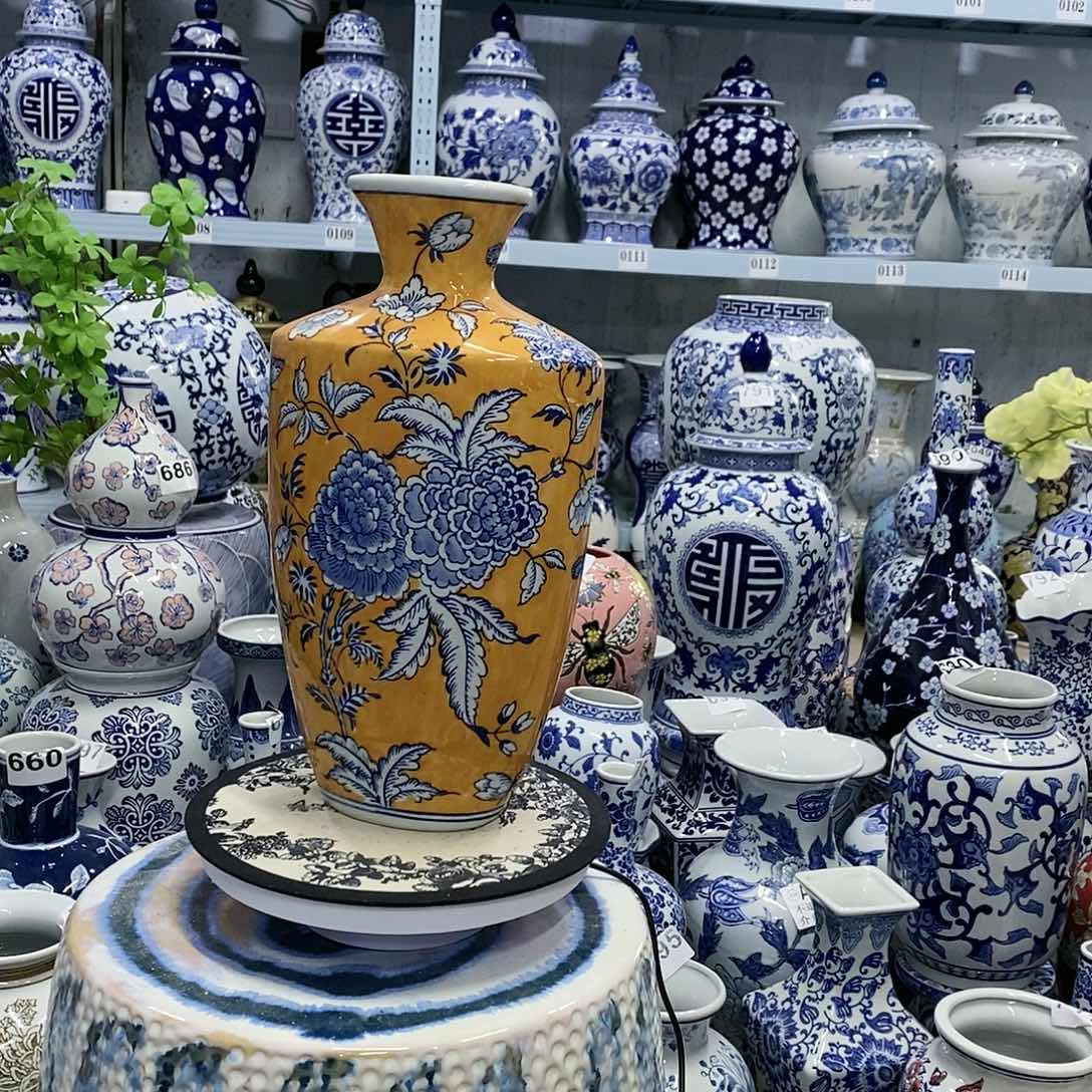 【闪购商品】摆件赏瓶瓷器…………………………