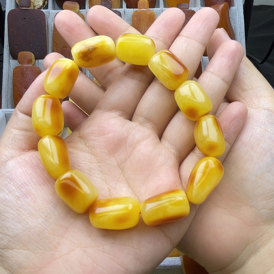 W***白定制蜜蜡未镶嵌67889888888