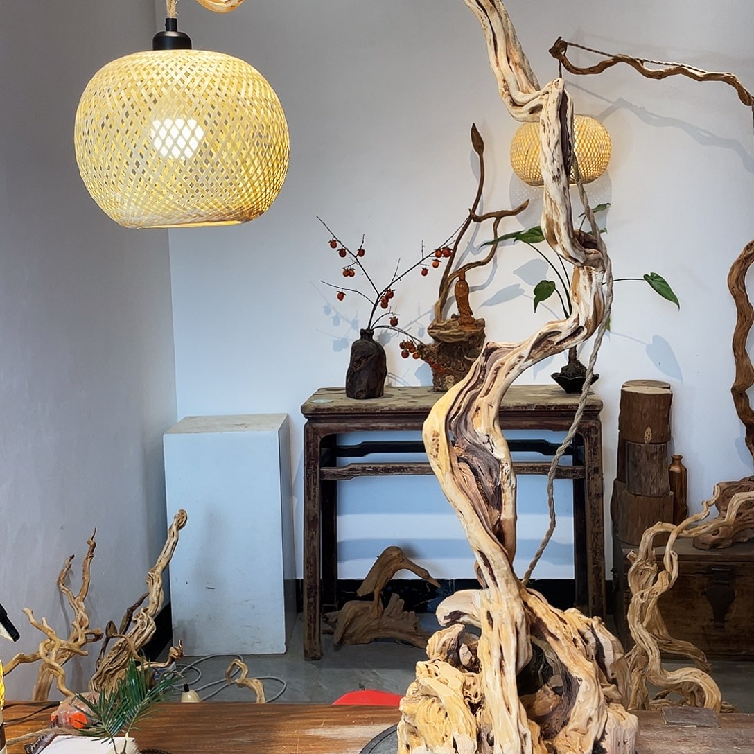 勇***惧天然根雕陶制艺术品