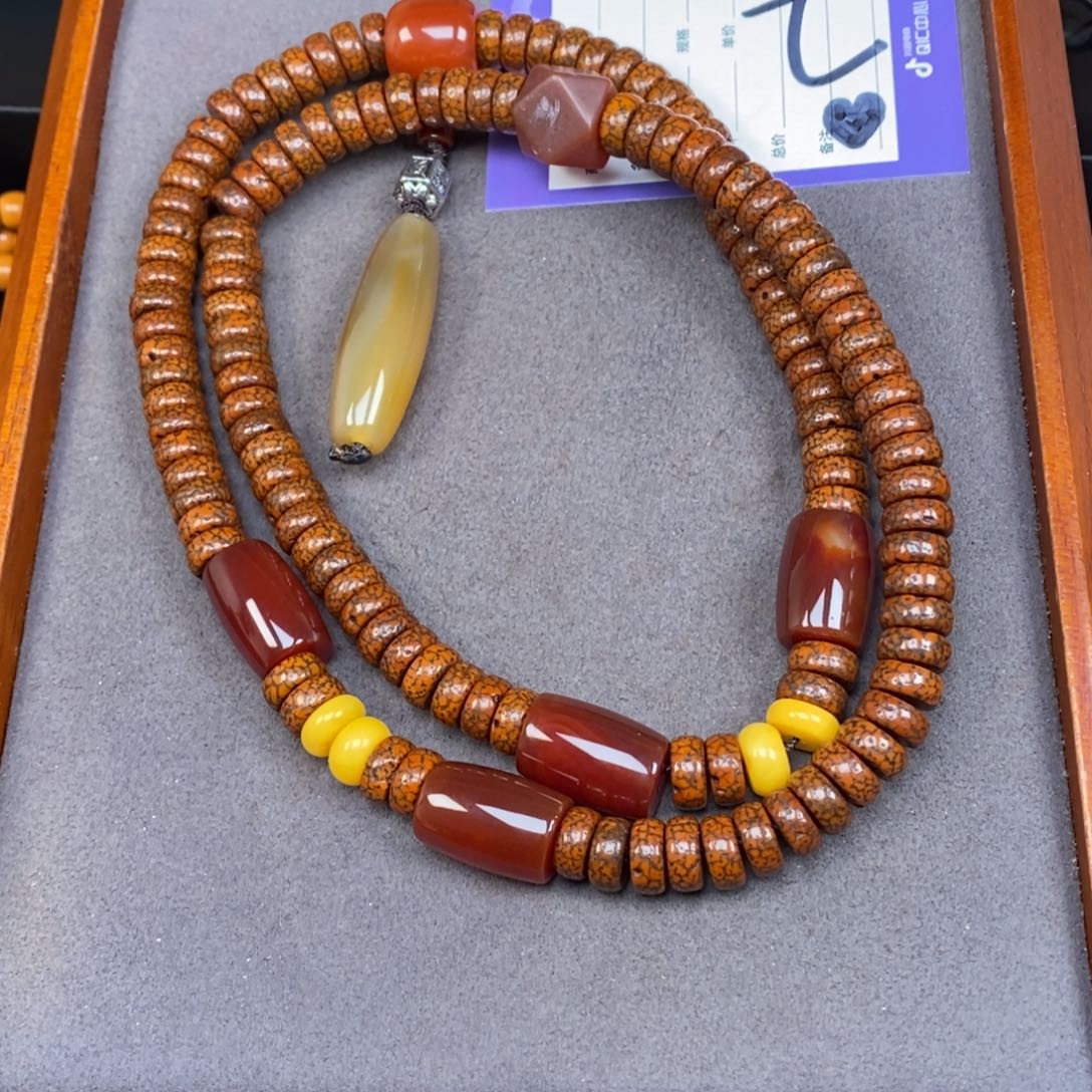 星月菩提吊坠連星月菩提