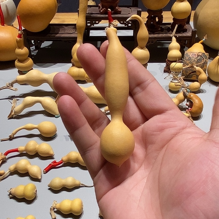 尼***斯大叶紫檀（黑酸枝木类）