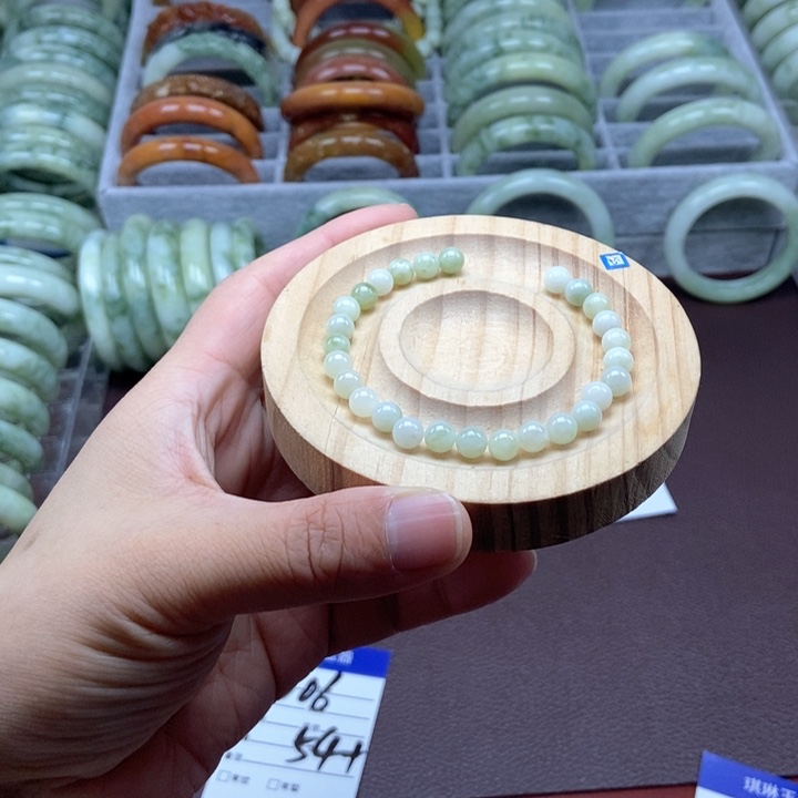 蛇纹石玉手链未镶嵌