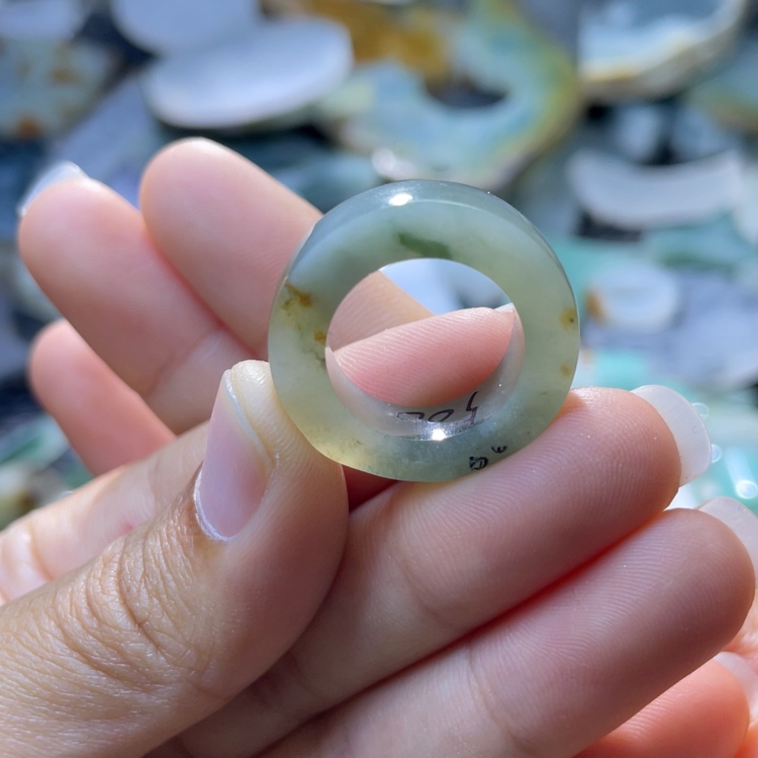 未镶嵌定制翡翠翡翠定制