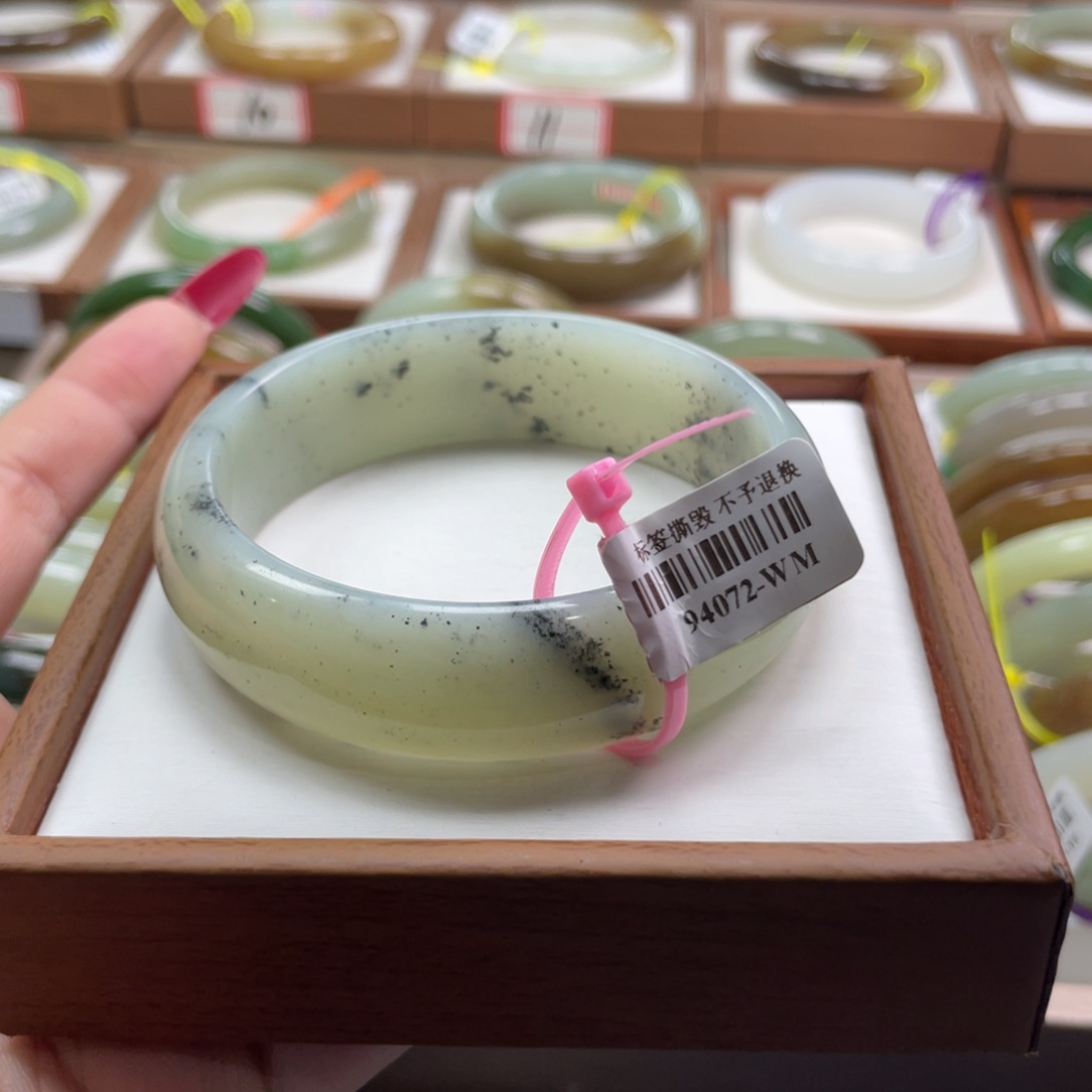 和田玉手镯未镶嵌4 60