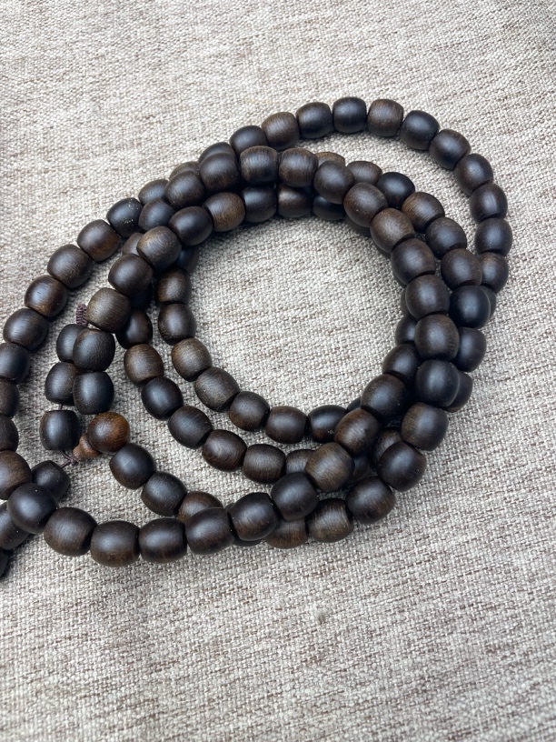 沉香木串文玩老料 6666号