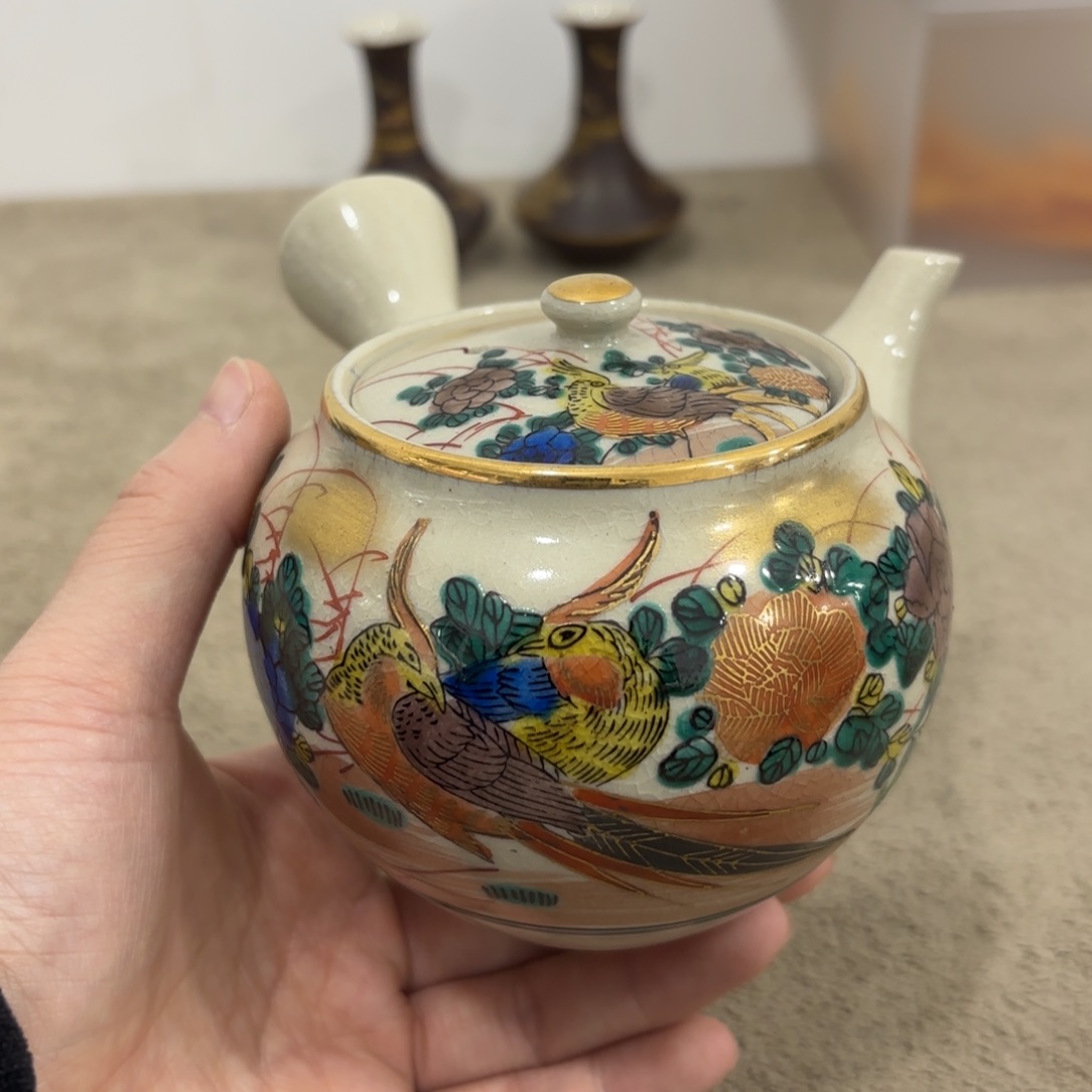 瓷片非常好看漂亮的物品 