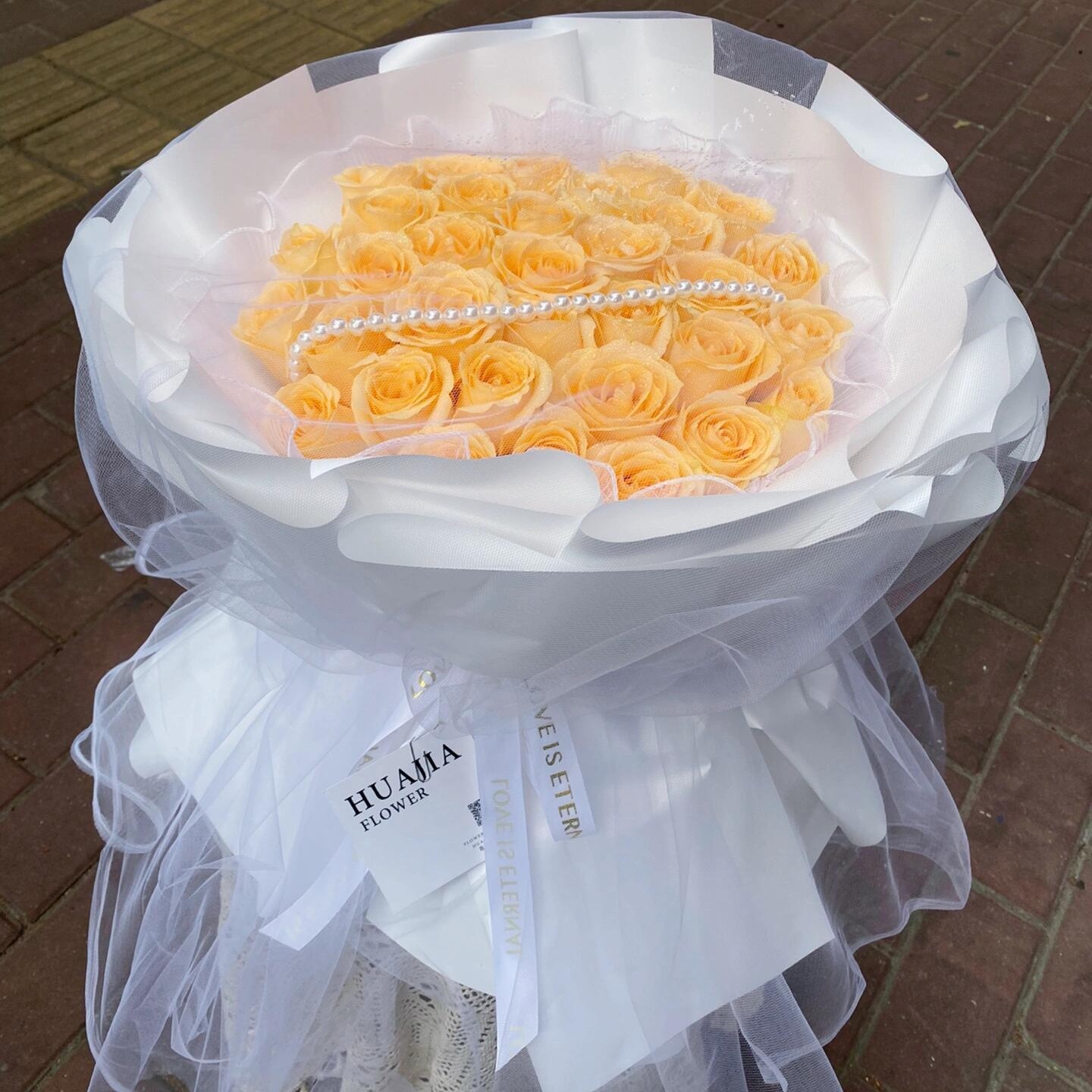 33枝香槟玫瑰花束送女友送老公送朋友生日节日礼物