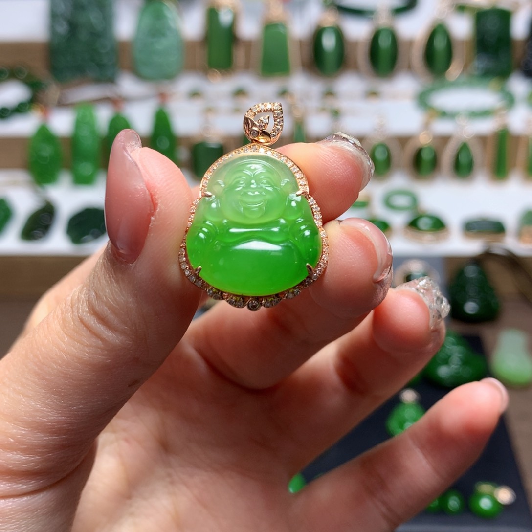 和田玉（碧玉）18K金镶嵌吊坠小*静