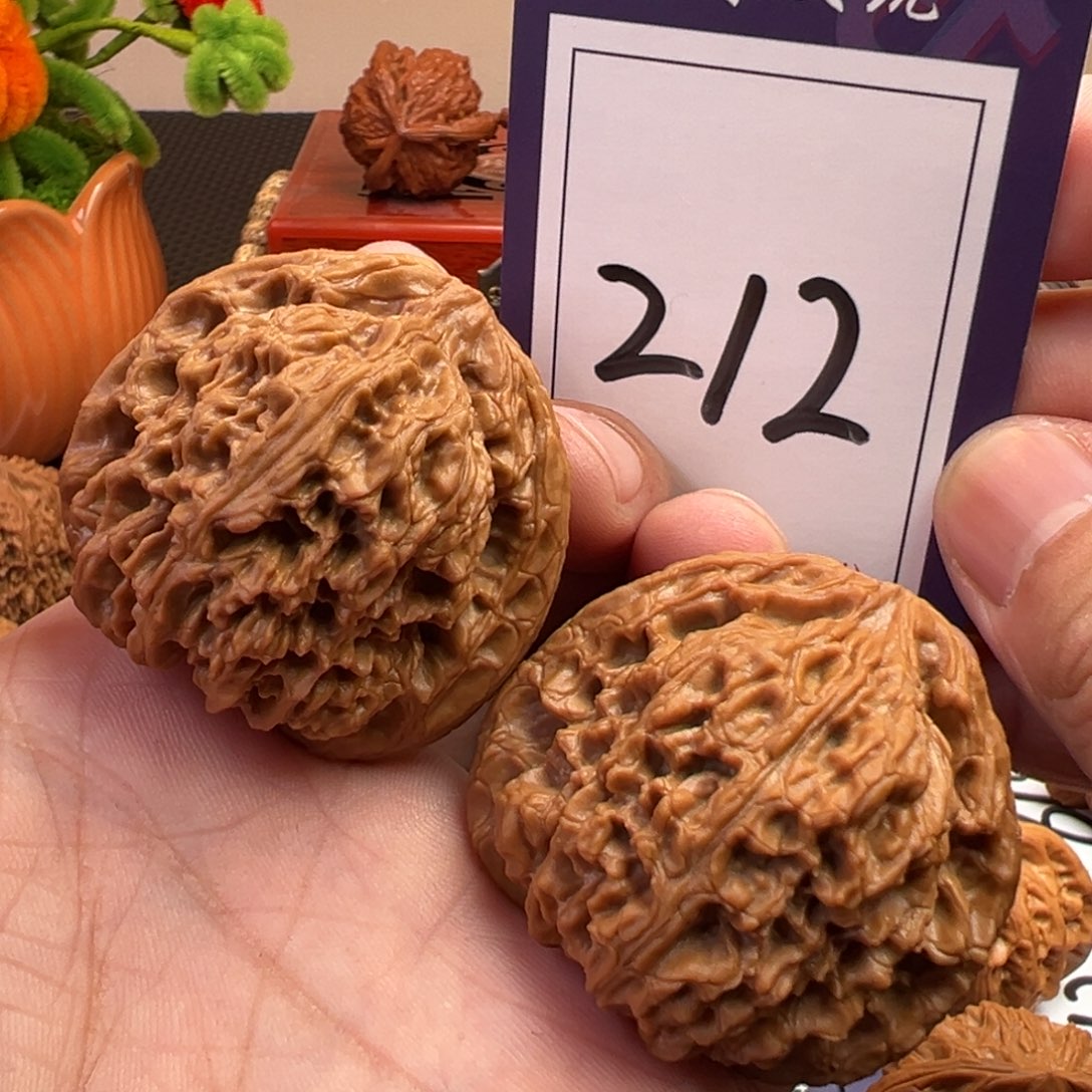 文玩核桃把件全品涿鹿南疆石45尺寸212号