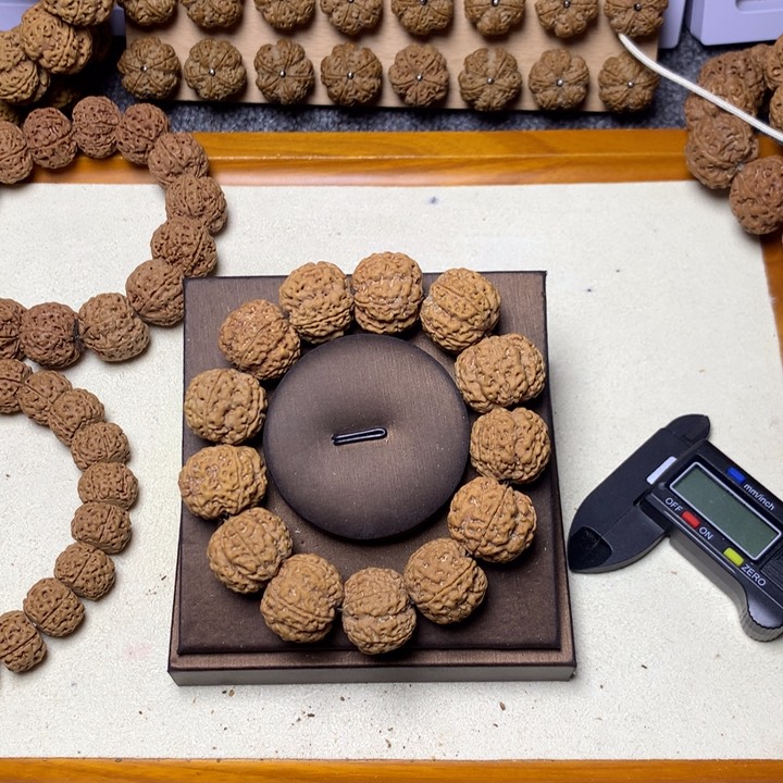 吊坠金刚菩提龍*藏3。         