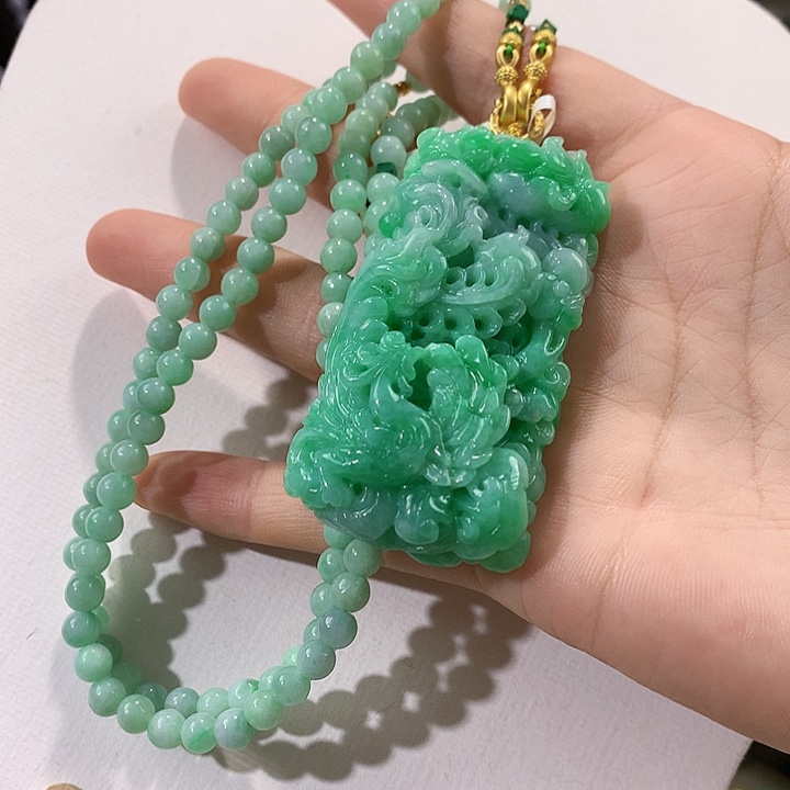 翡翠未镶嵌颈饰翡翠吊坠