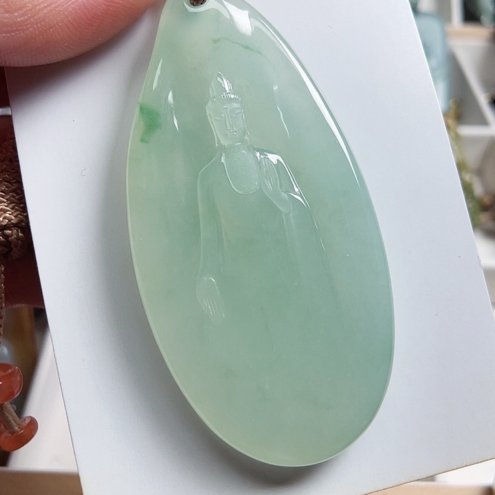 翡翠颈饰未镶嵌到**班98542475689