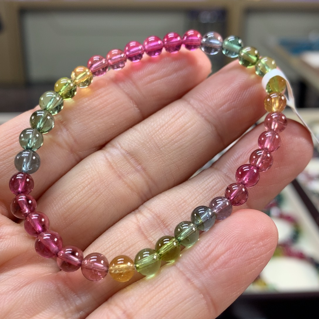 未镶嵌碧玺手链5.2左右