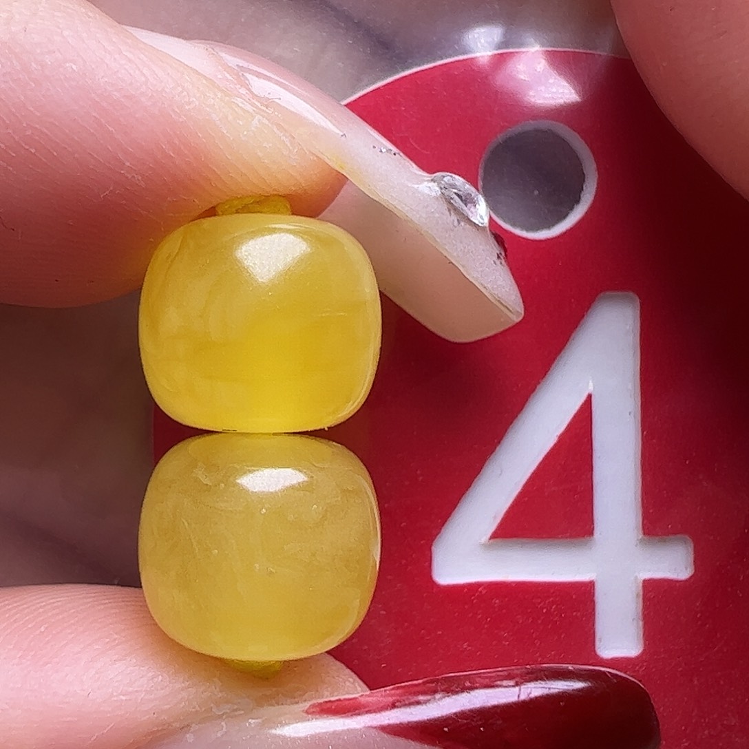 蜜蜡未镶嵌珠宝奇石9mm鸡油黄老型