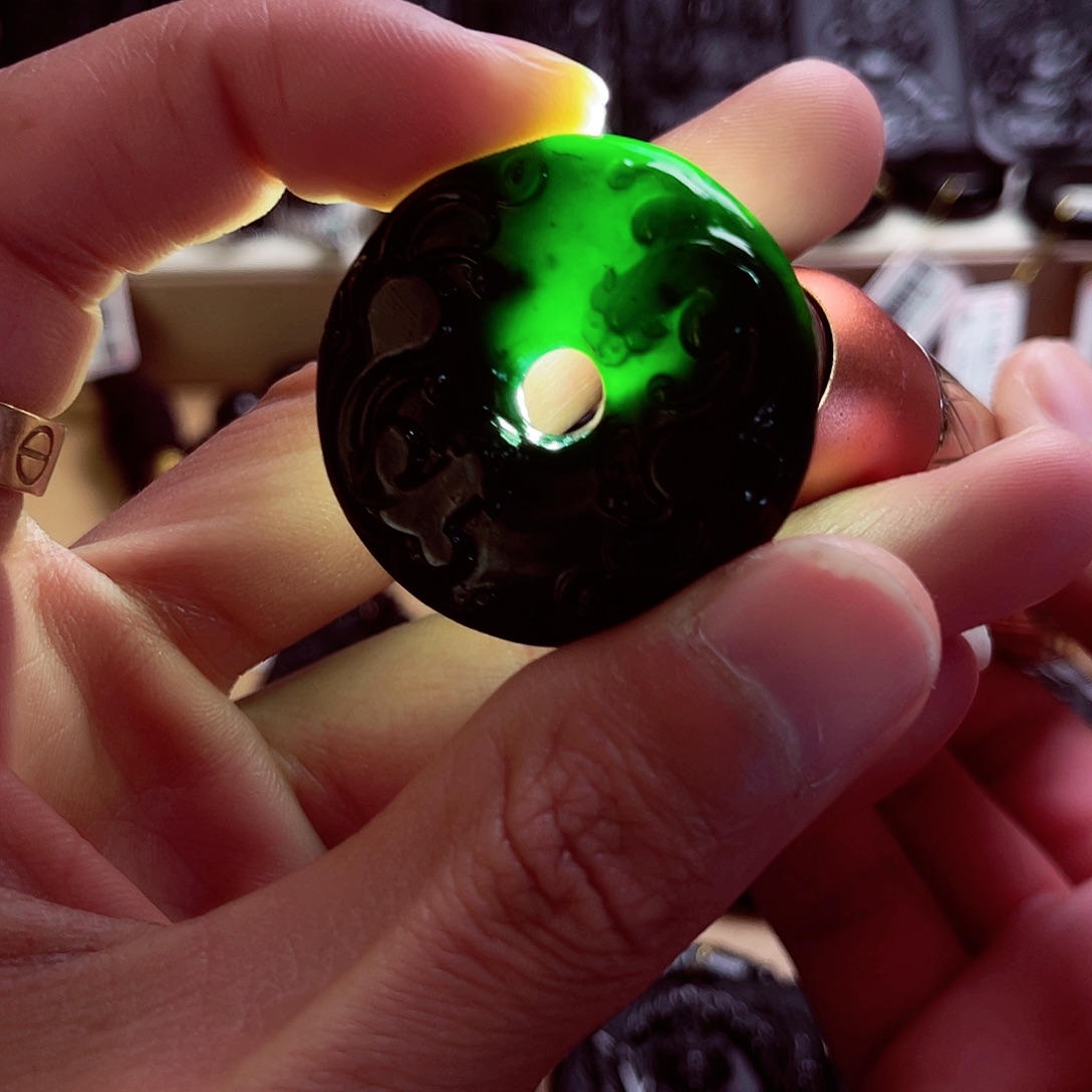 天然缅科a货  钢琴黑平安扣