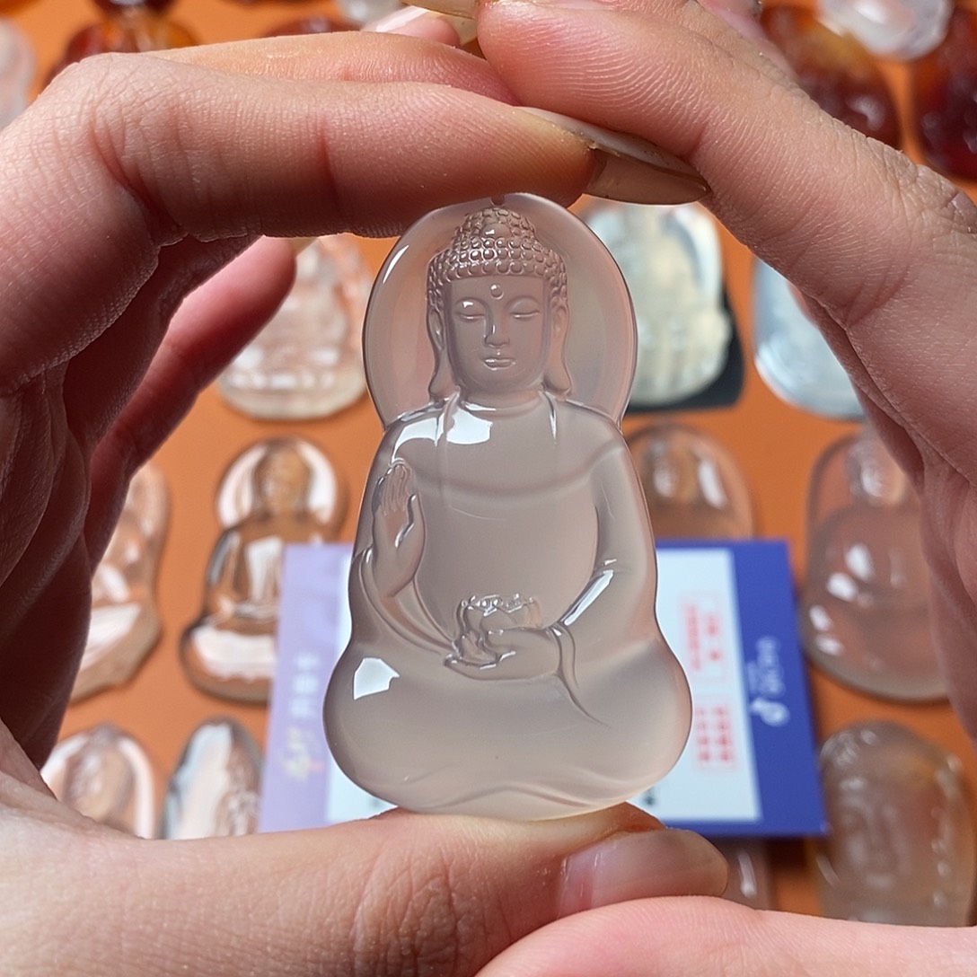 长***然玛瑙/玉髓未镶嵌颈饰