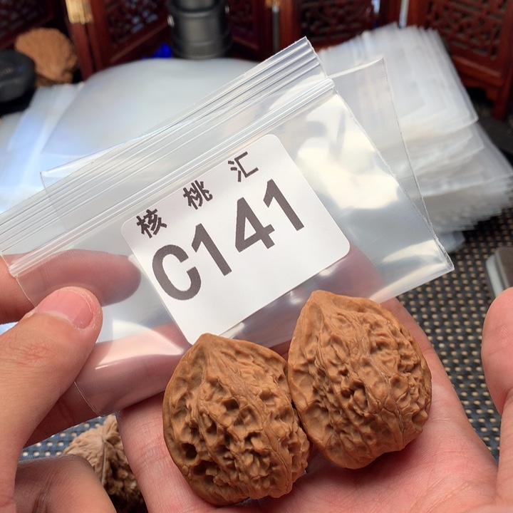 吊坠文玩核桃石鸡