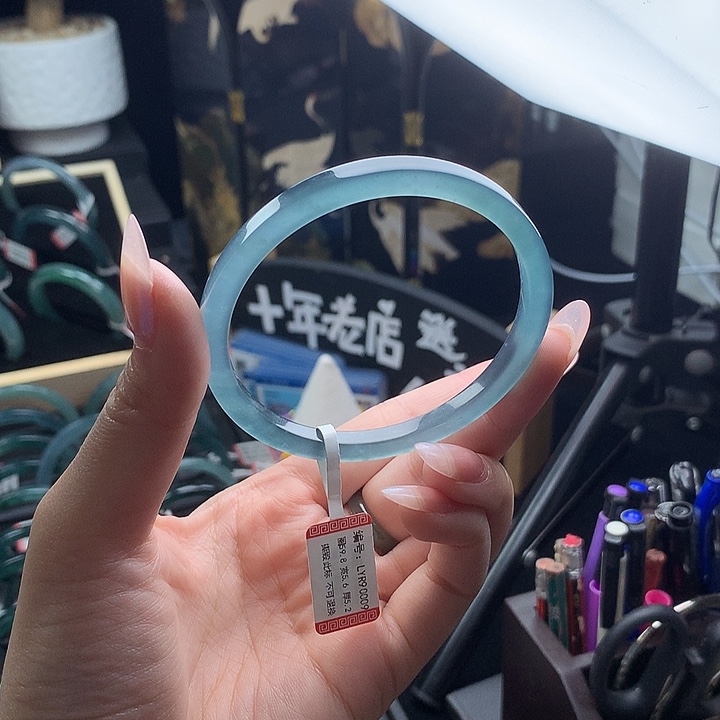 翡翠手镯未镶嵌辰*59圈口