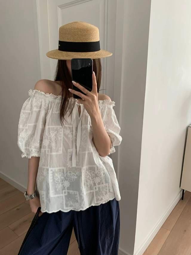 2626 韩系宽松两穿勾花上衣
