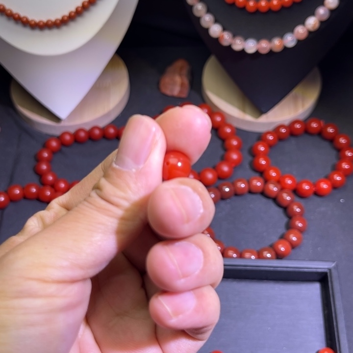 南红玛瑙未镶嵌手链10圆珠红
