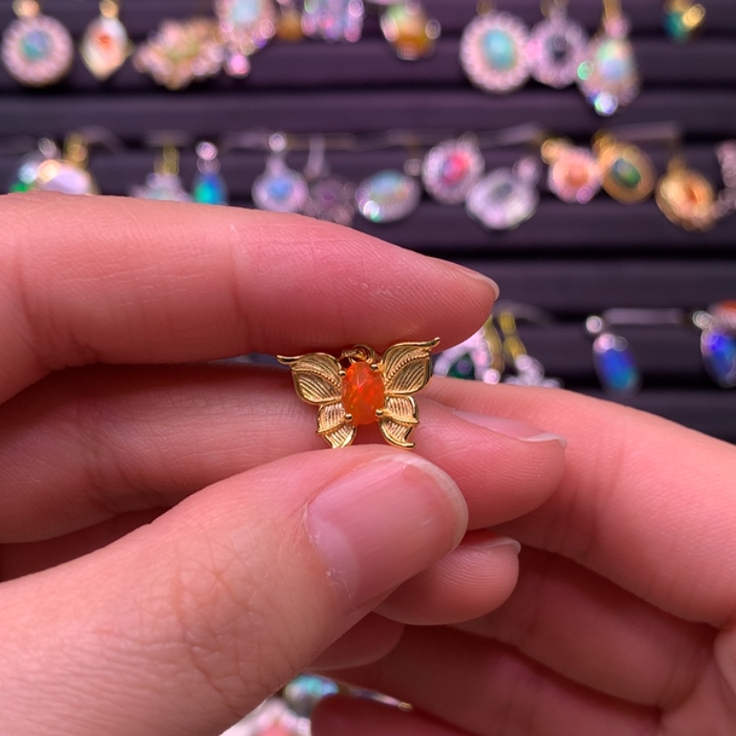 【闪购商品】欧泊吊坠款式银S925镶嵌